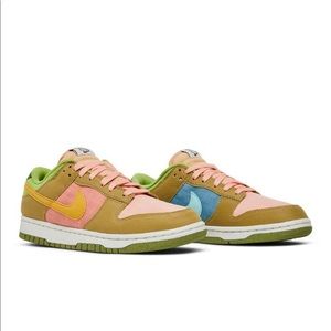 Nike Dunk Low "Sun Club - Arctic Orange/Gold" DM0583-800 NEW